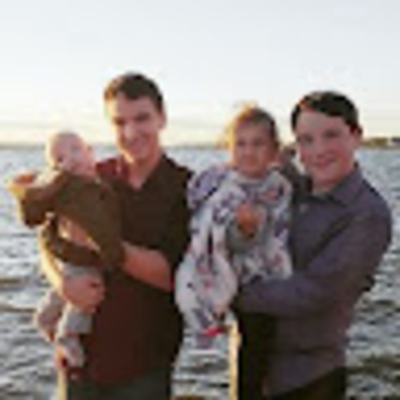 Meet your Posher, Steven - Picture 1 of 1